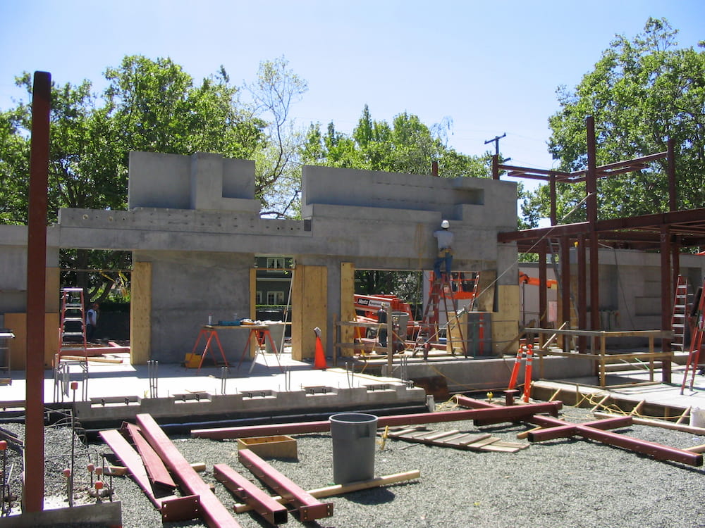 Waldfogel Residence Concrete Wall In Construction EYRC Architects