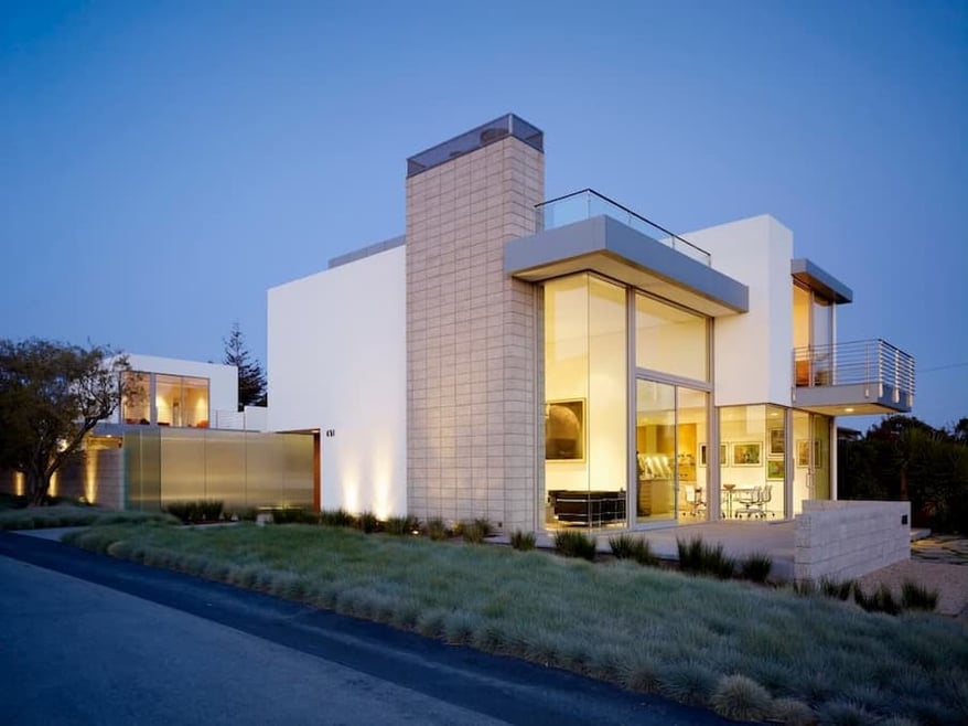 6 Modern Home Exteriors Complemented by Unique Materials